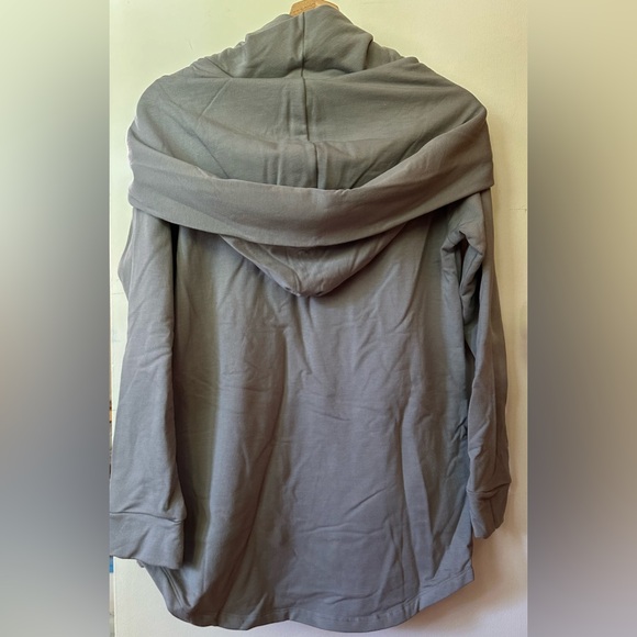 Kiya Tomlin Uptown Hoodie in Neutral Grey - Picture 9 of 9